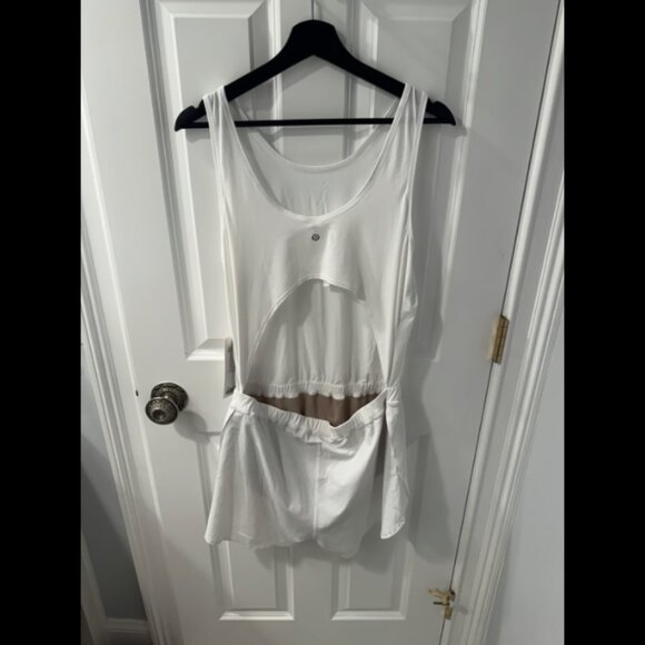 Lululemon Open-Back Running Romper 3" - Color White Size 10 - Picture 3 of 7